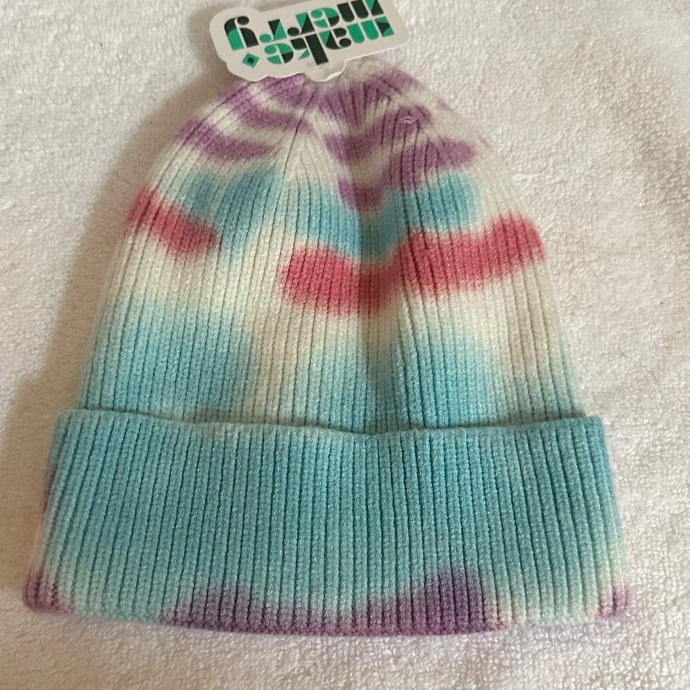 NWT- Nordstrom - Beanie style winter hat- tie dye coloring